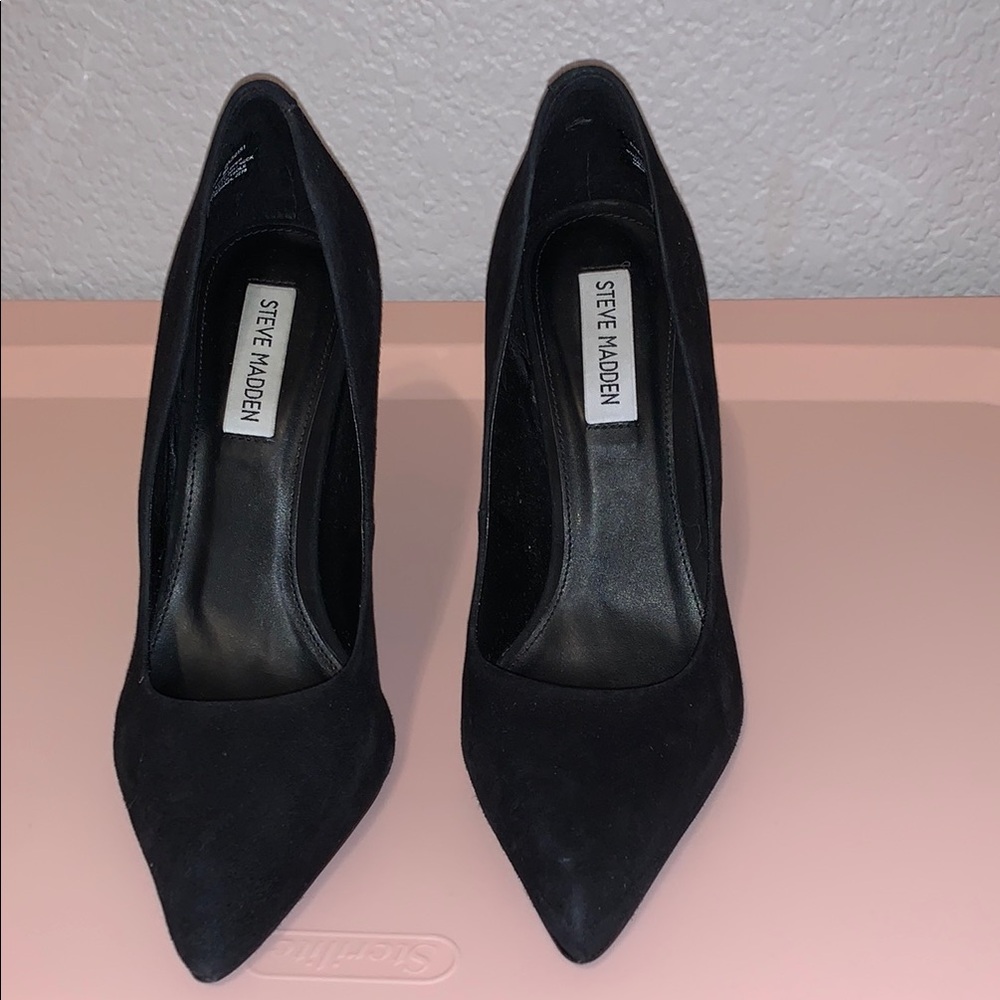 Steve Madden Black Heels with Pointed Toe and Stiletto Heel